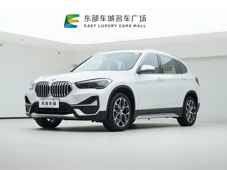 BMW X1 2020 — фото 1