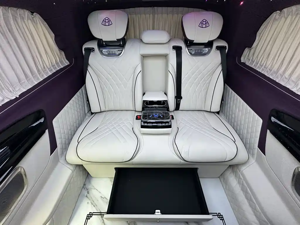 Mercedes-Benz Vito 2020 — фото 14