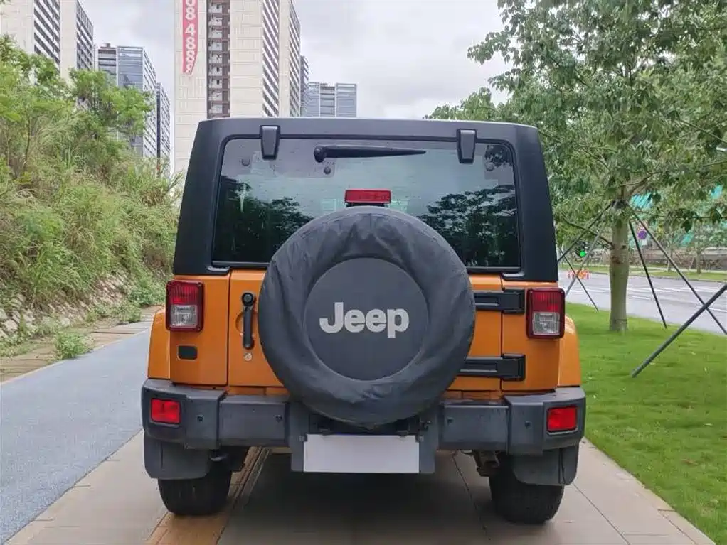 Jeep Wrangler 2014 — фото 5