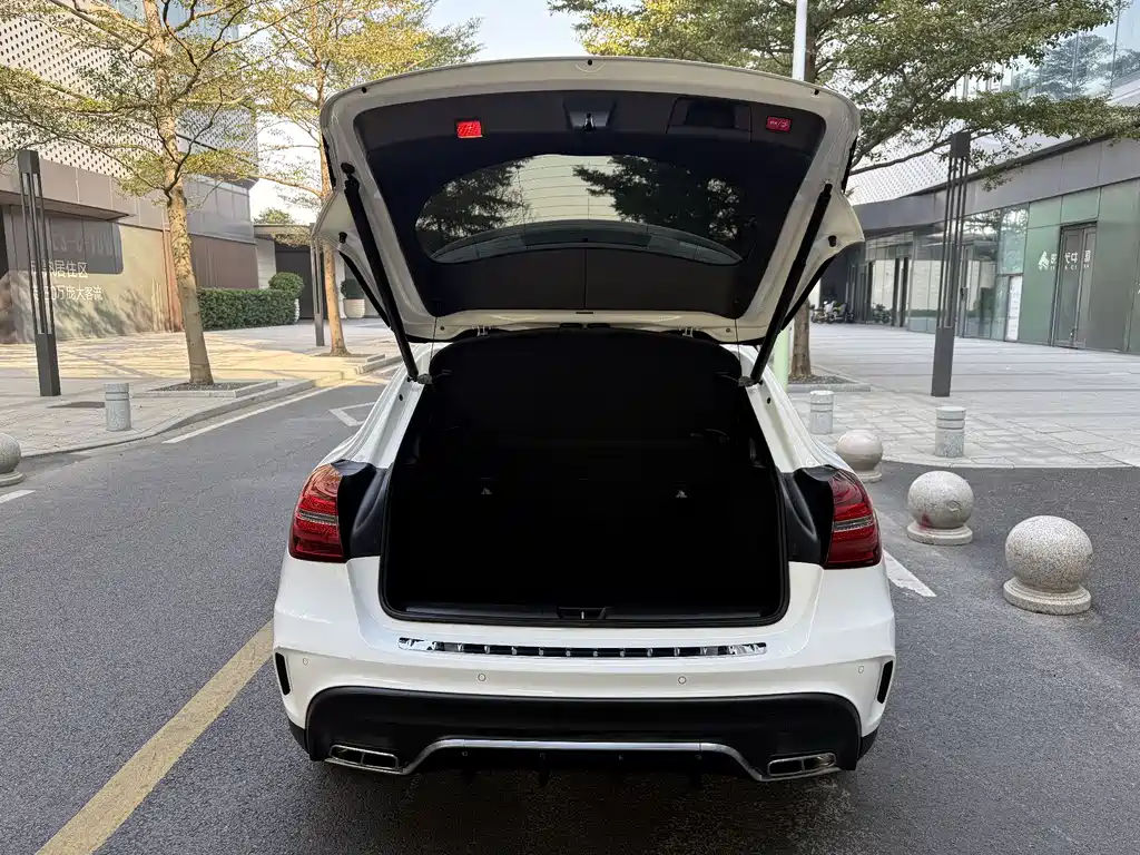 Mercedes-Benz GLA AMG 2019 — фото 26