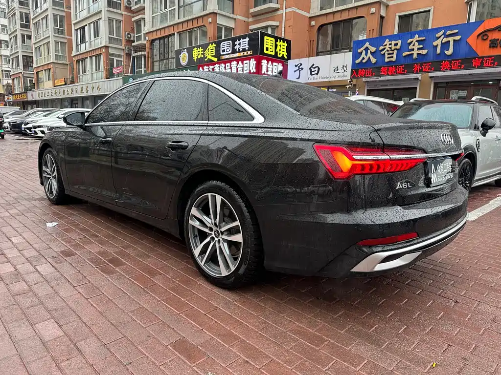 Audi A6L 2023 — фото 6