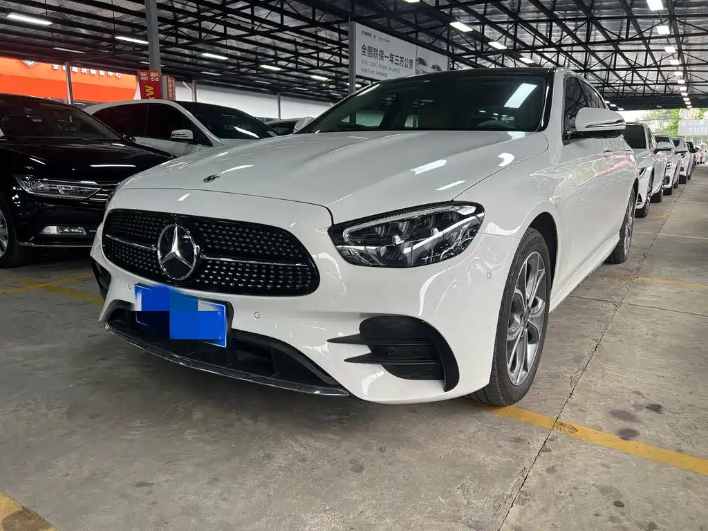 Mercedes-Benz E-Class 2023
