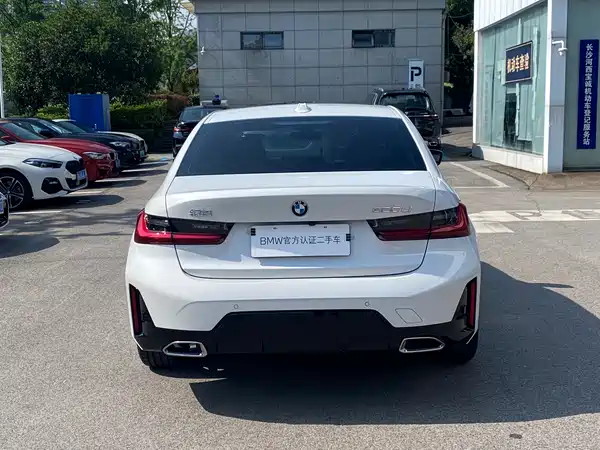 BMW 3 Series 2025