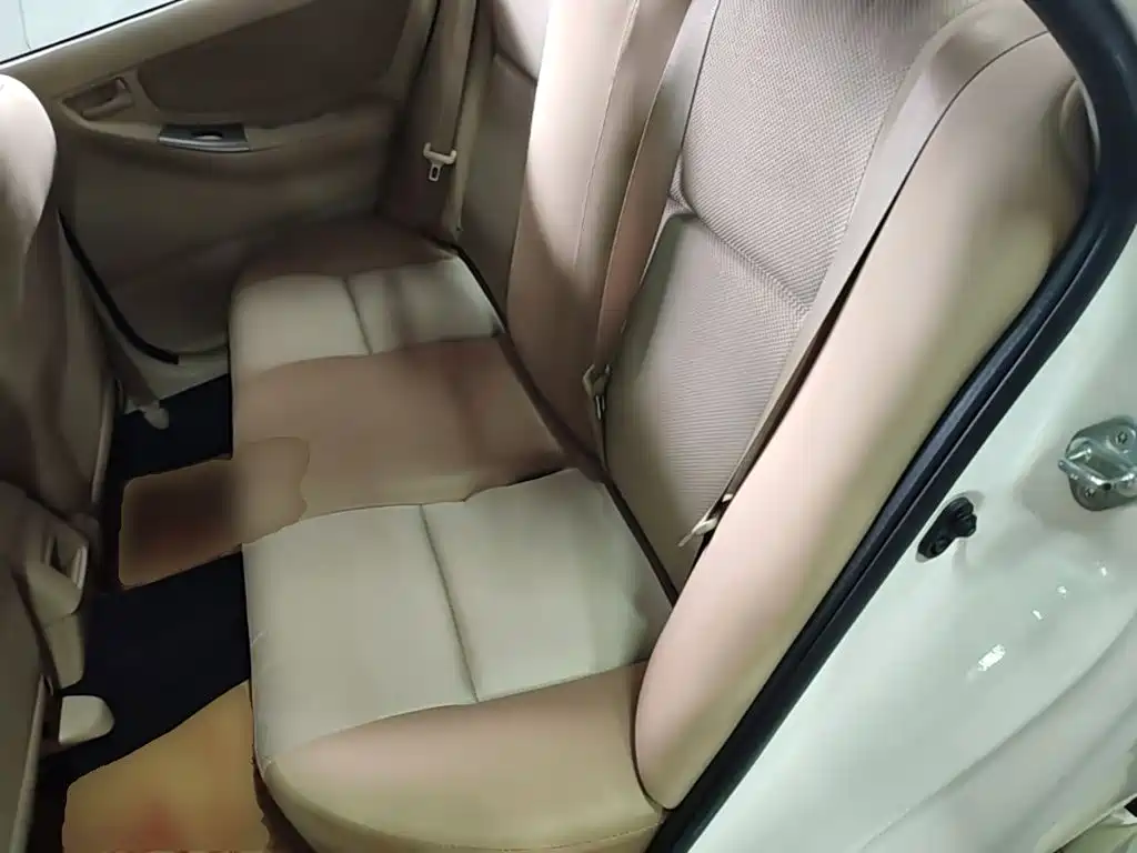 Toyota Corolla 2016 — фото 17