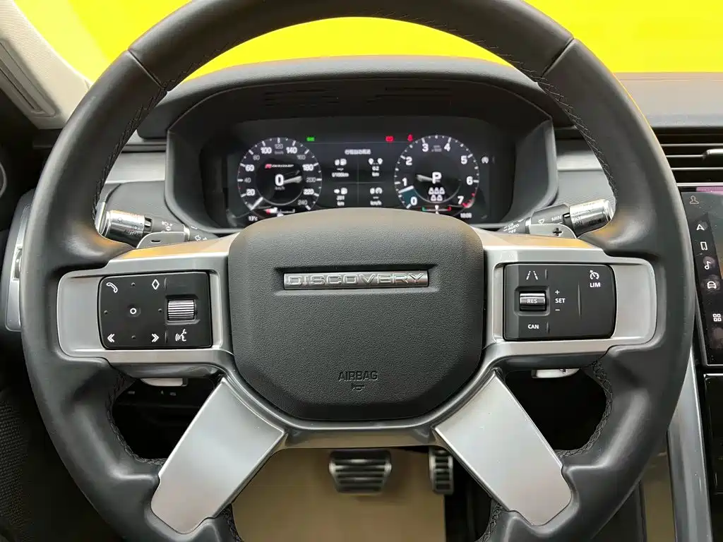 Land Rover Discovery 2021 — фото 14