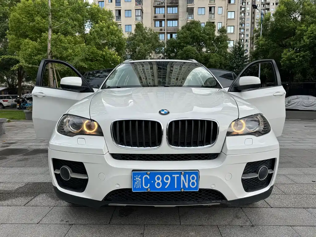 BMW X6 2012 — фото 1