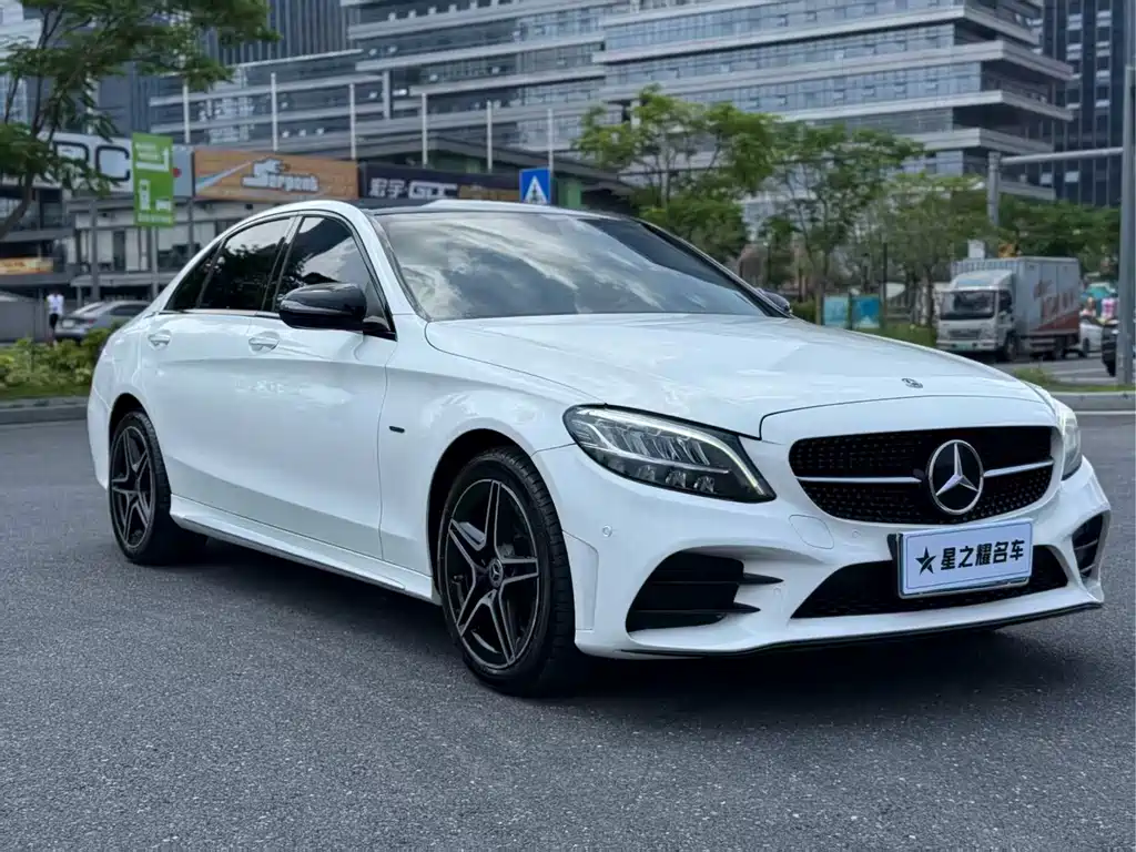 Mercedes-Benz C-Class 2021