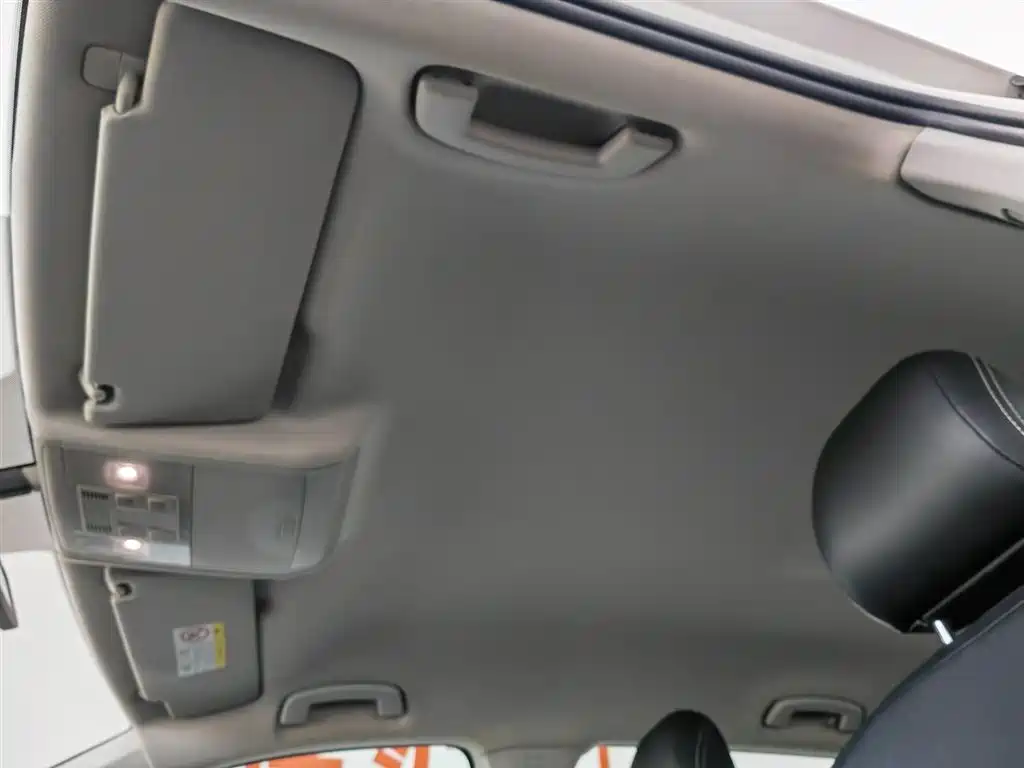 Volkswagen Tiguan L 2018 — фото 14