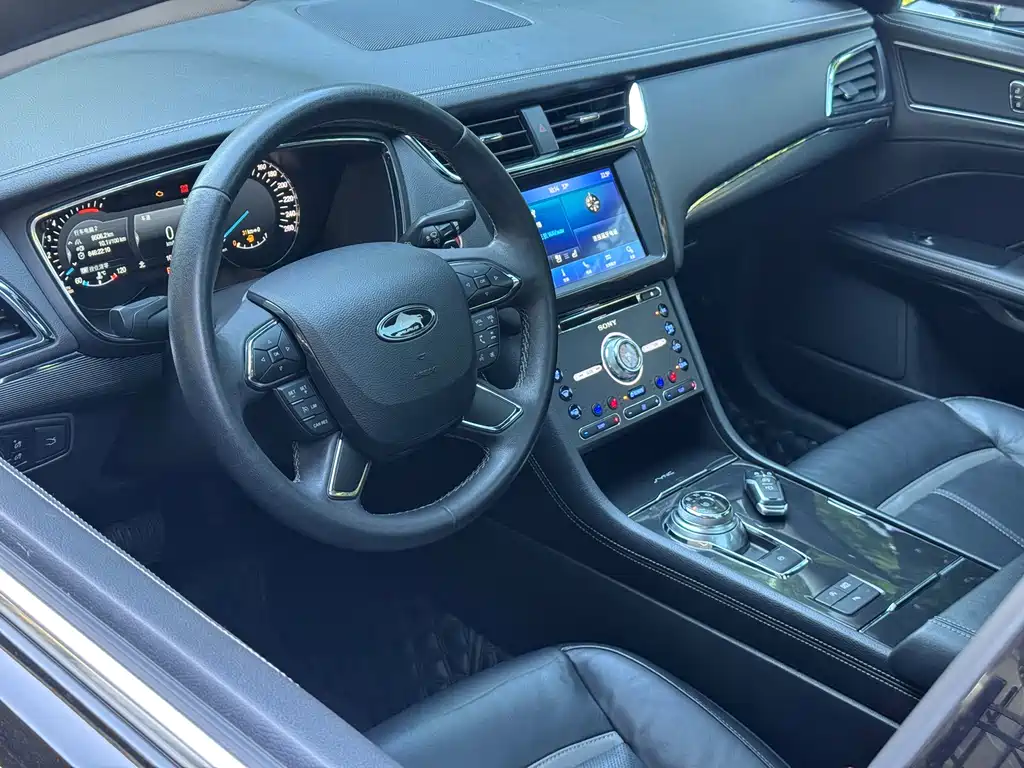 Ford Taurus 2019 — фото 21