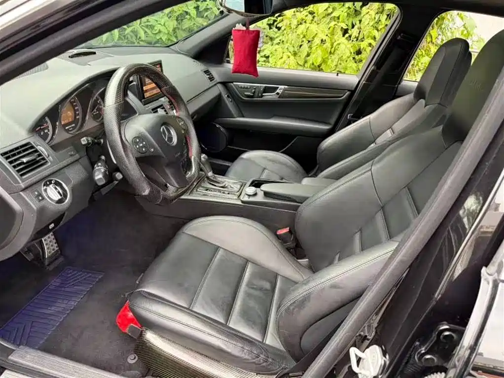 Mercedes-Benz C-Class AMG 2012 — фото 5