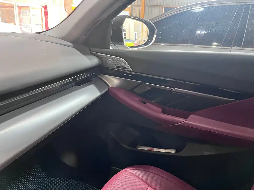 BMW 5 Series 2024
