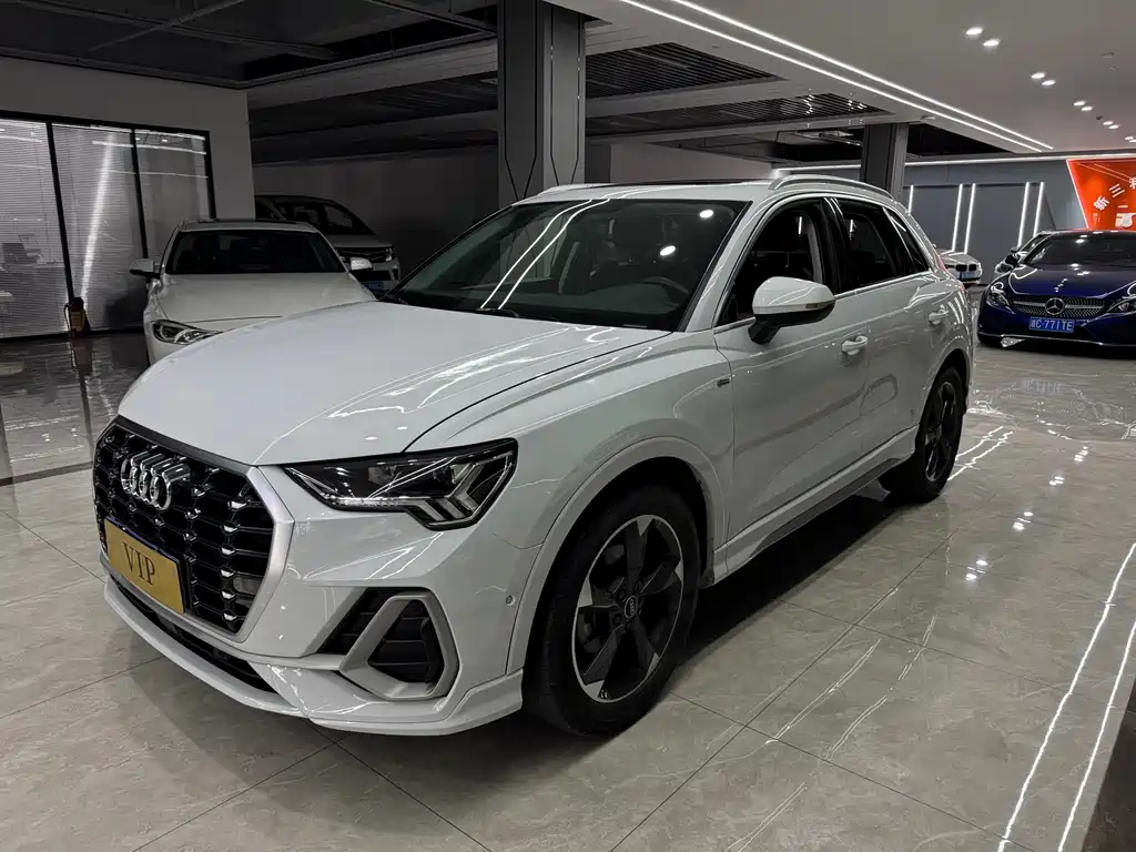Audi Q3 2022