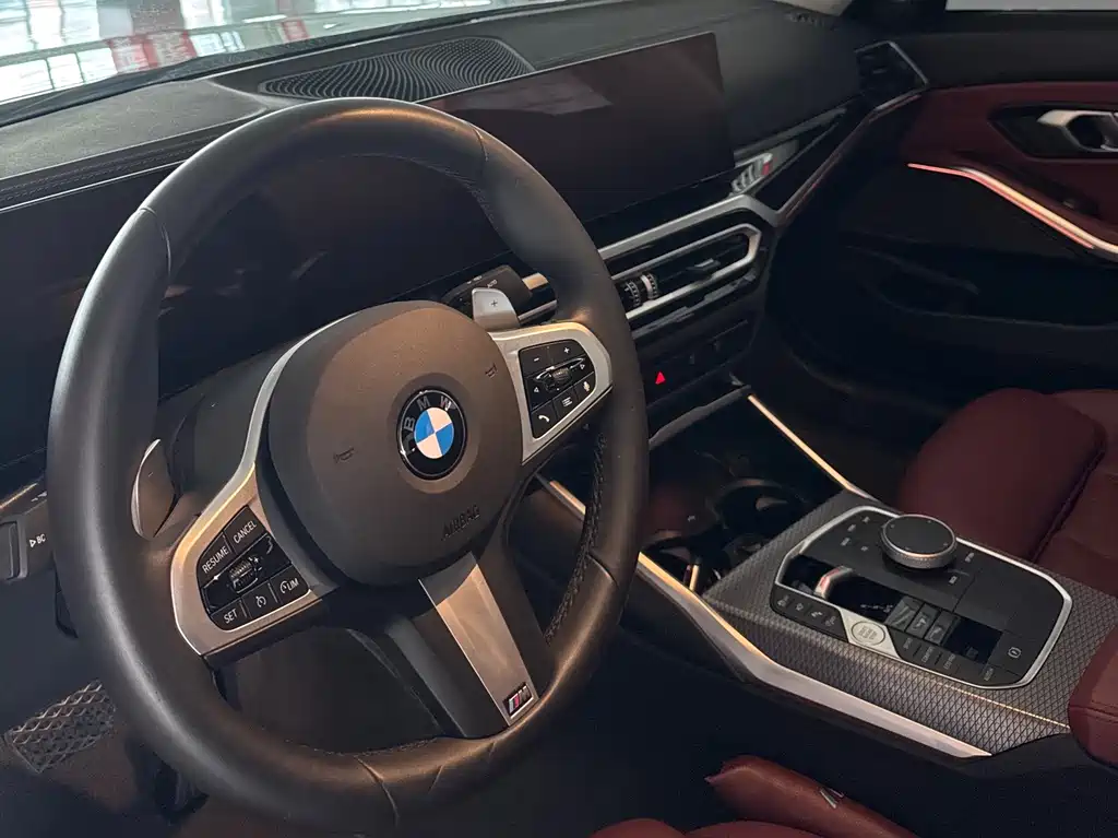 BMW 3 Series 2024 — фото 15