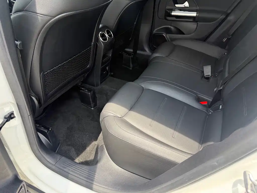 Mercedes-Benz GLA 2021 — фото 31