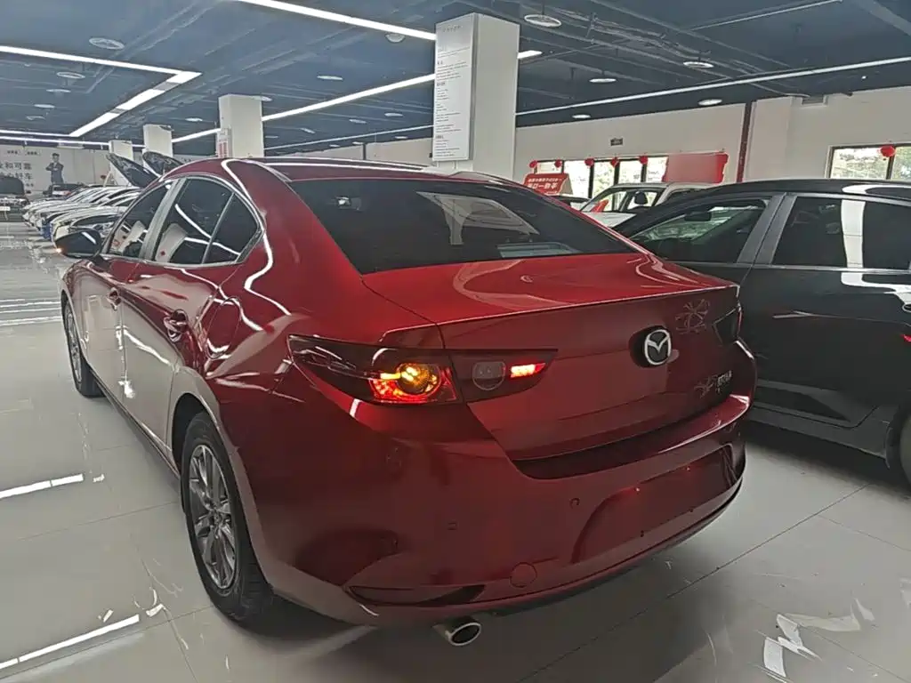Mazda 3 Axela 2021