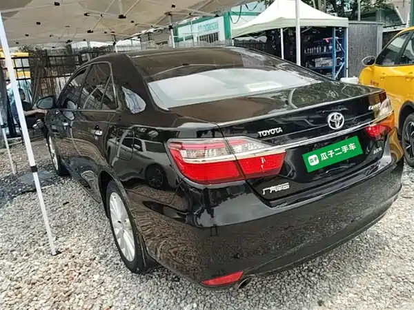 Toyota Camry 2015