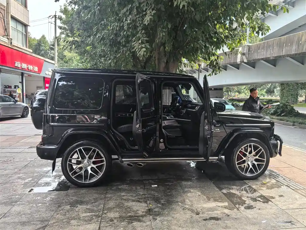 Mercedes-Benz G-Class 2021