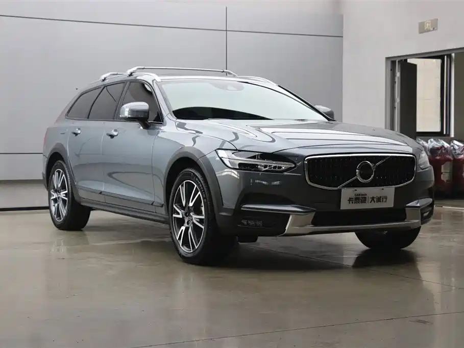 Volvo V90 2020 — фото 30