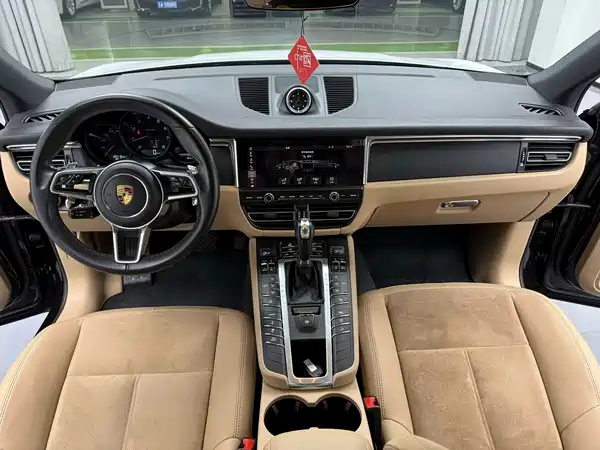 Porsche Macan 2018