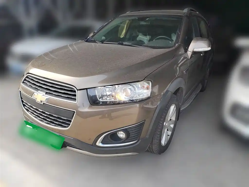Chevrolet Captiva 2015 — фото 1
