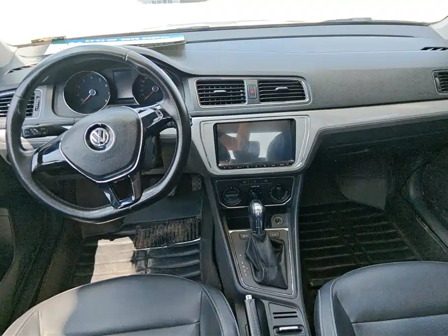 Volkswagen Gran Lavida 2015 — фото 12