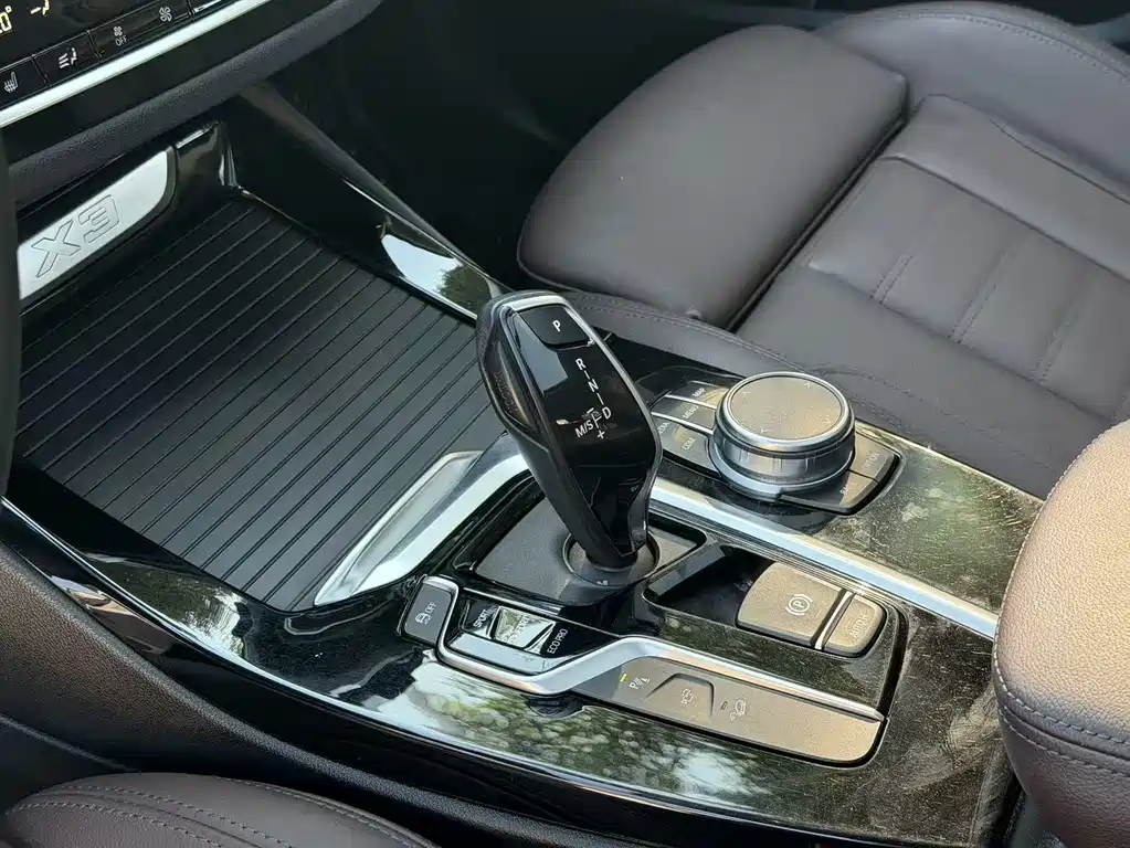 BMW X3 2020 — фото 10