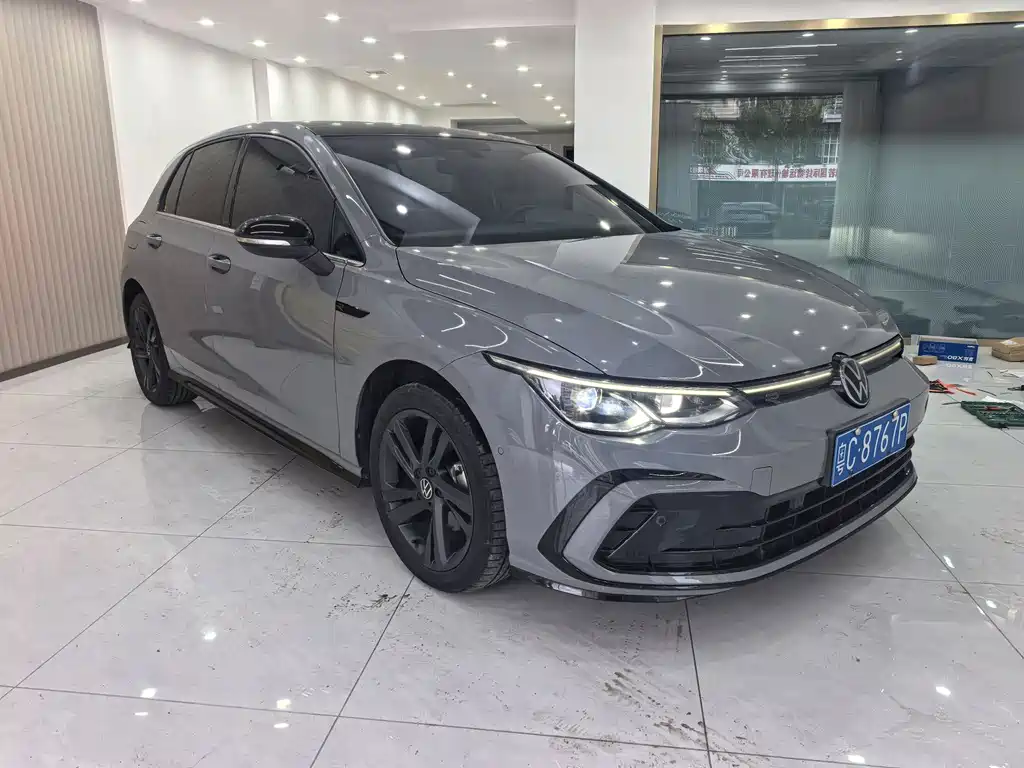 Volkswagen Golf 2023