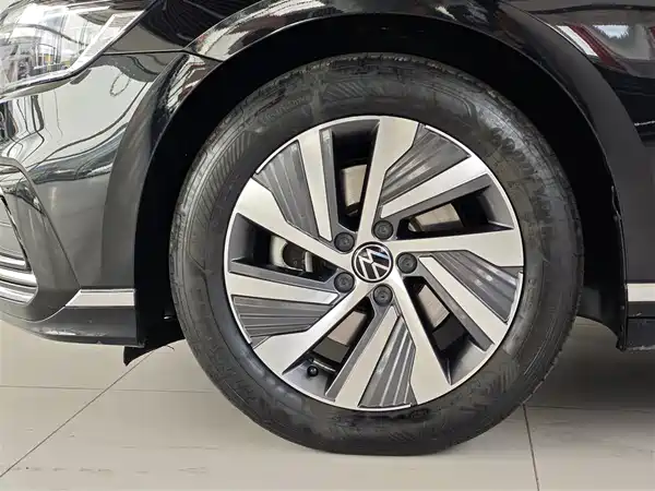 Volkswagen Magotan PHEV 2023