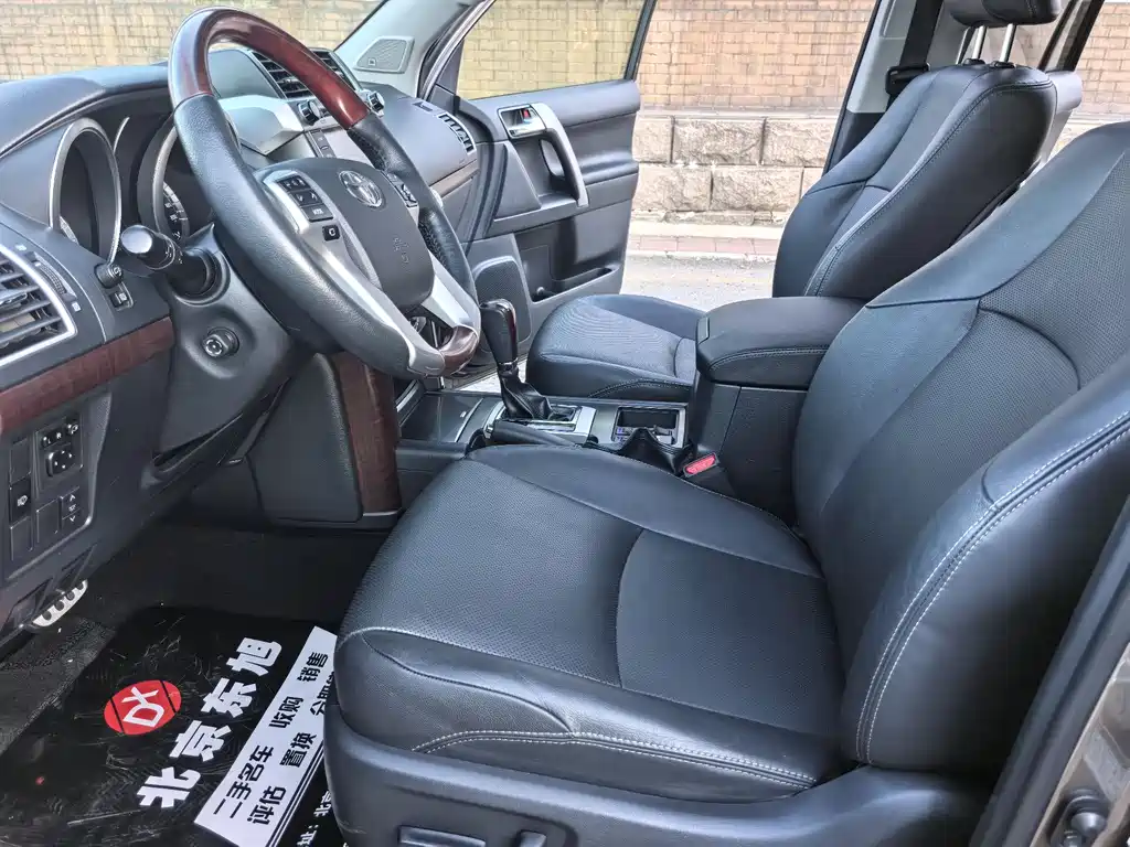 Toyota Prado 2017 — фото 11