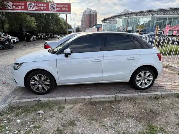 Audi A1 2015