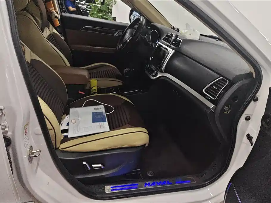 Haval H6 Coupe 2015 — фото 8