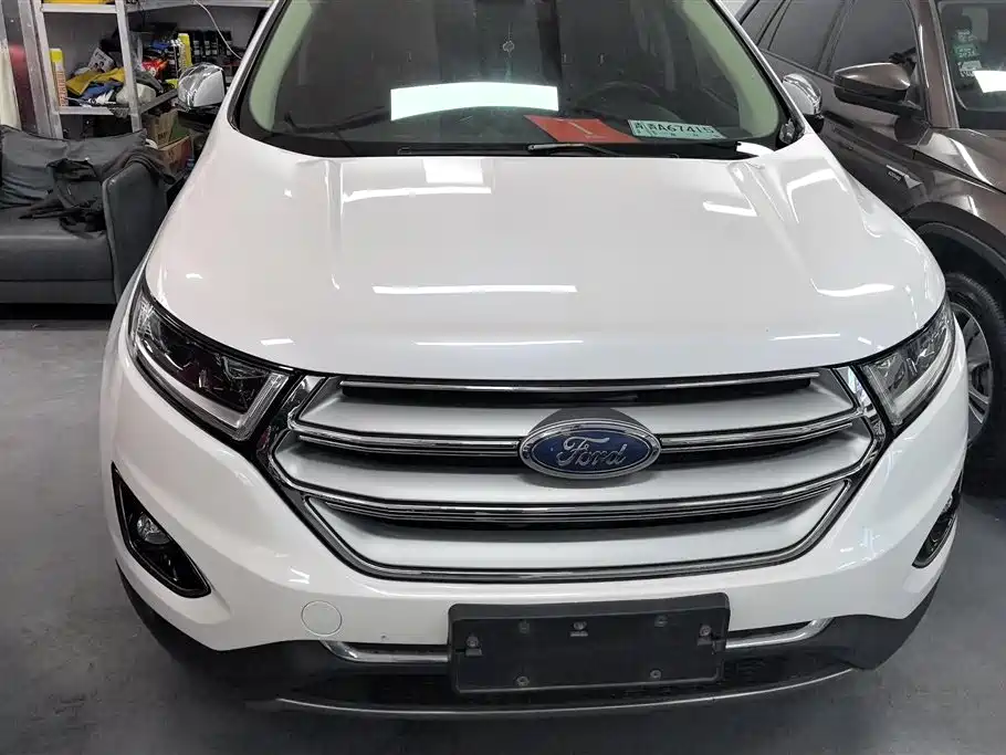 Ford Edge 2018 — фото 2