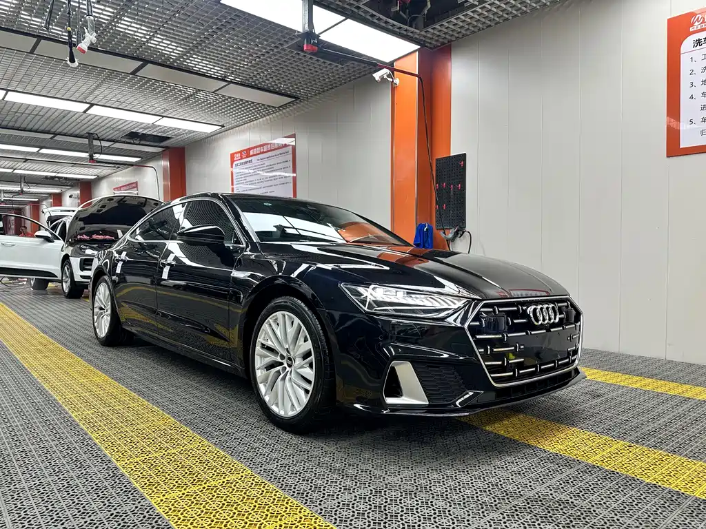 Audi A7L 2024 — фото 3
