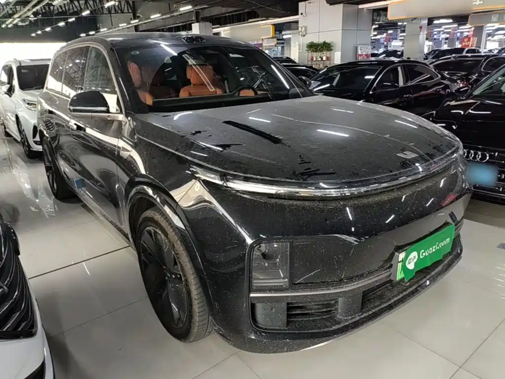 Li Auto Li L9 2025