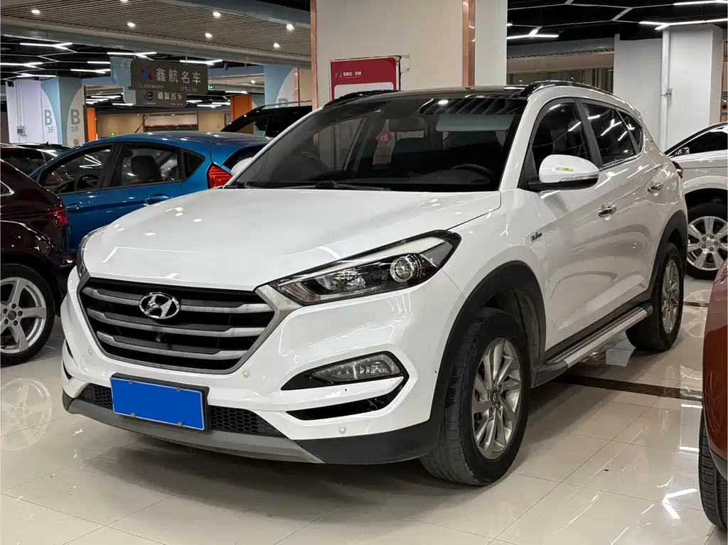 Hyundai Tucson 2018 — фото 1