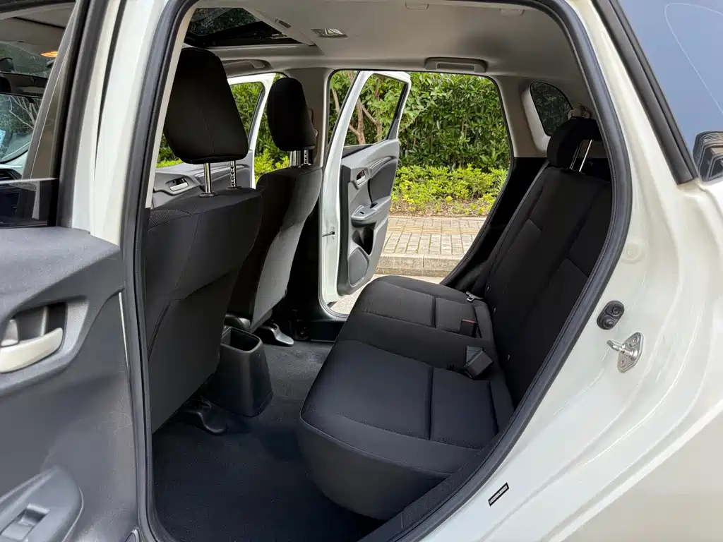Honda Fit 2018 — фото 14