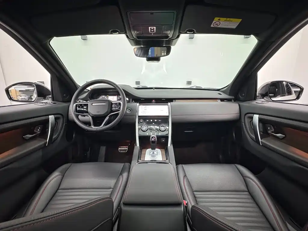 Land Rover Discovery Sport 2023 — фото 10