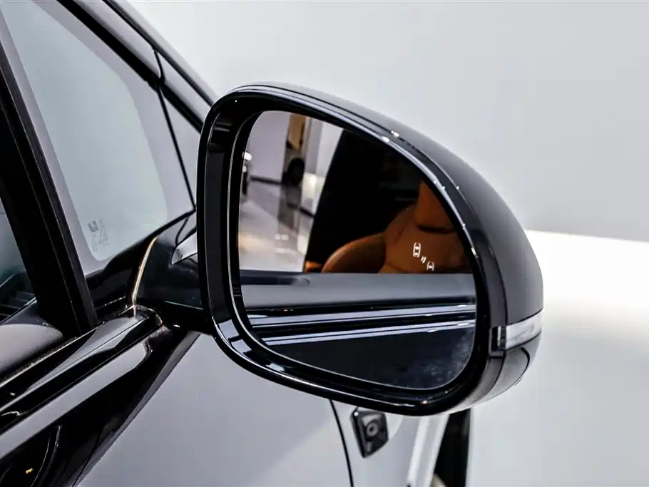 Li Auto i8 2025 — фото 16