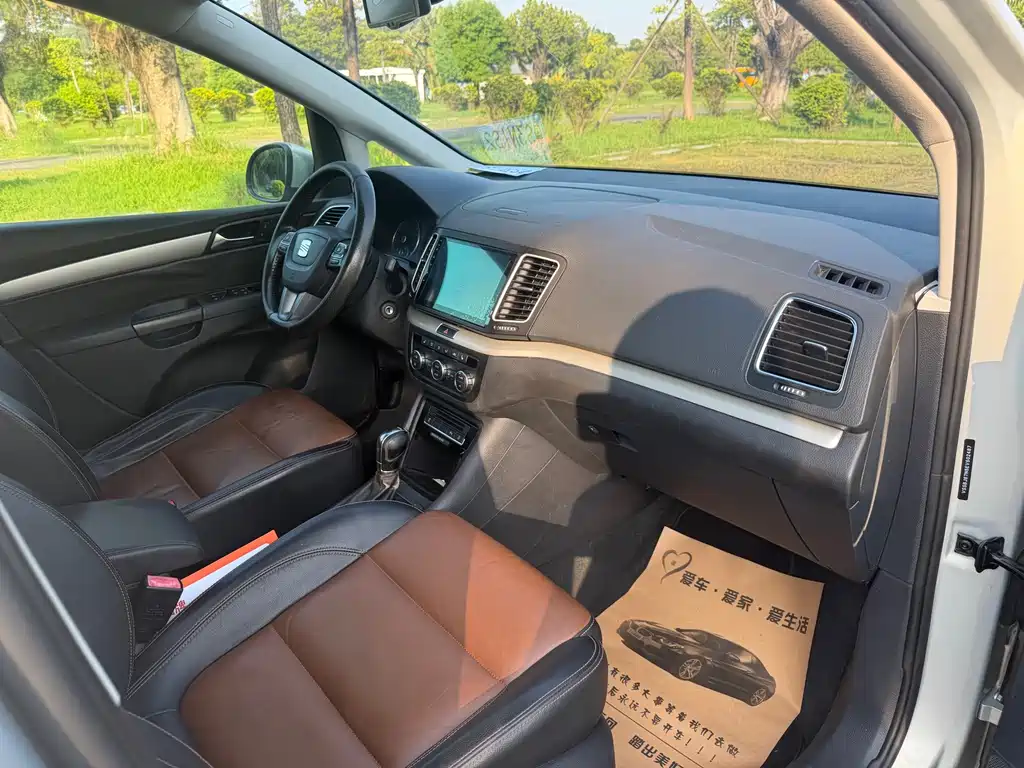 SEAT Alhambra 2014 — фото 17