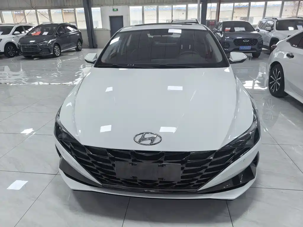 Hyundai Elantra 2021