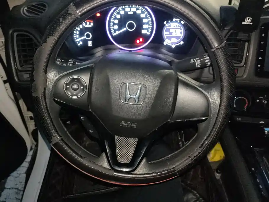 Honda Vezel 2017 — фото 15