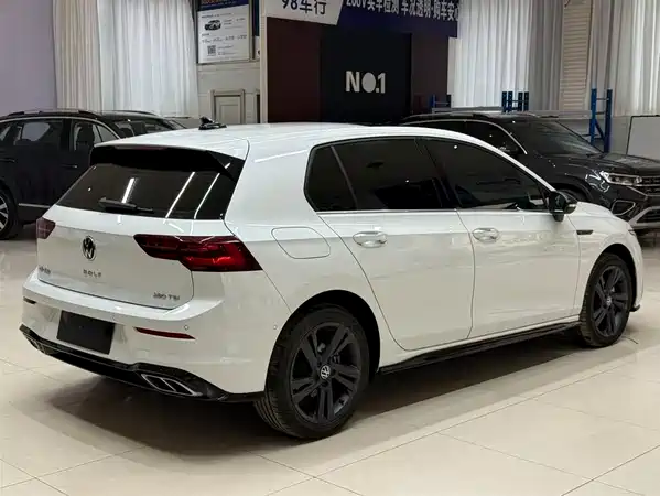 Volkswagen Golf 2022