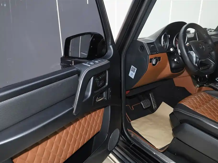 Mercedes-Benz G-Class AMG 2016 — фото 18