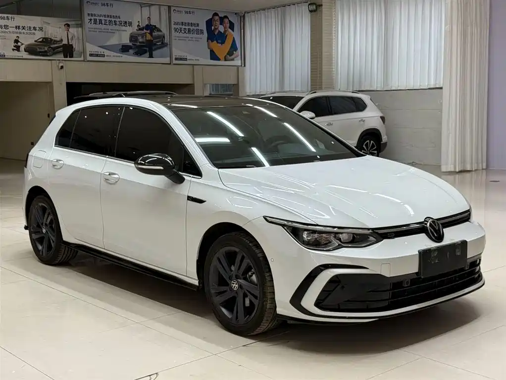 Volkswagen Golf 2022