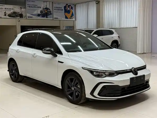 Volkswagen Golf 2022