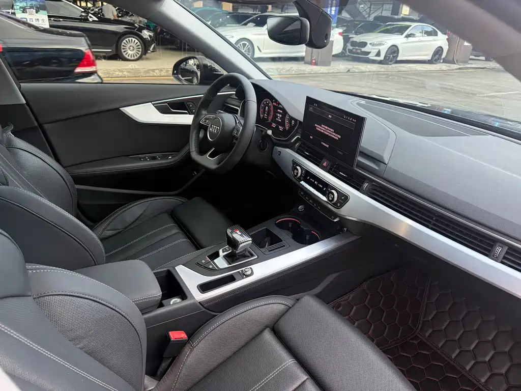 Audi A4L 2022