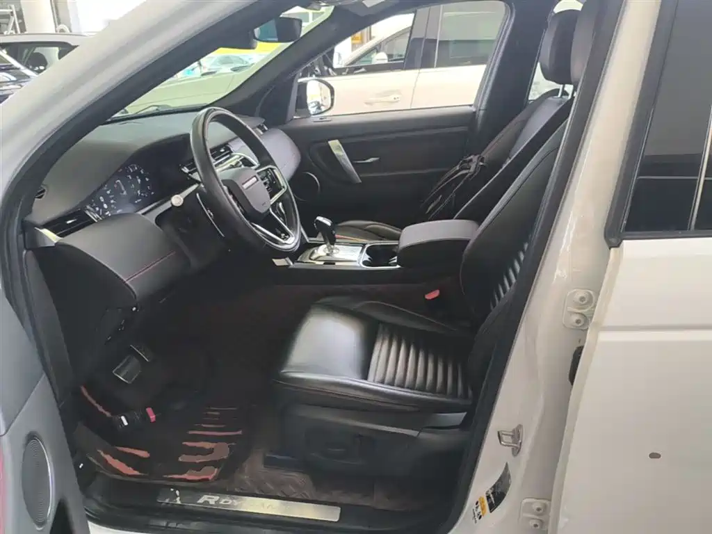 Land Rover Discovery Sport 2022 — фото 15
