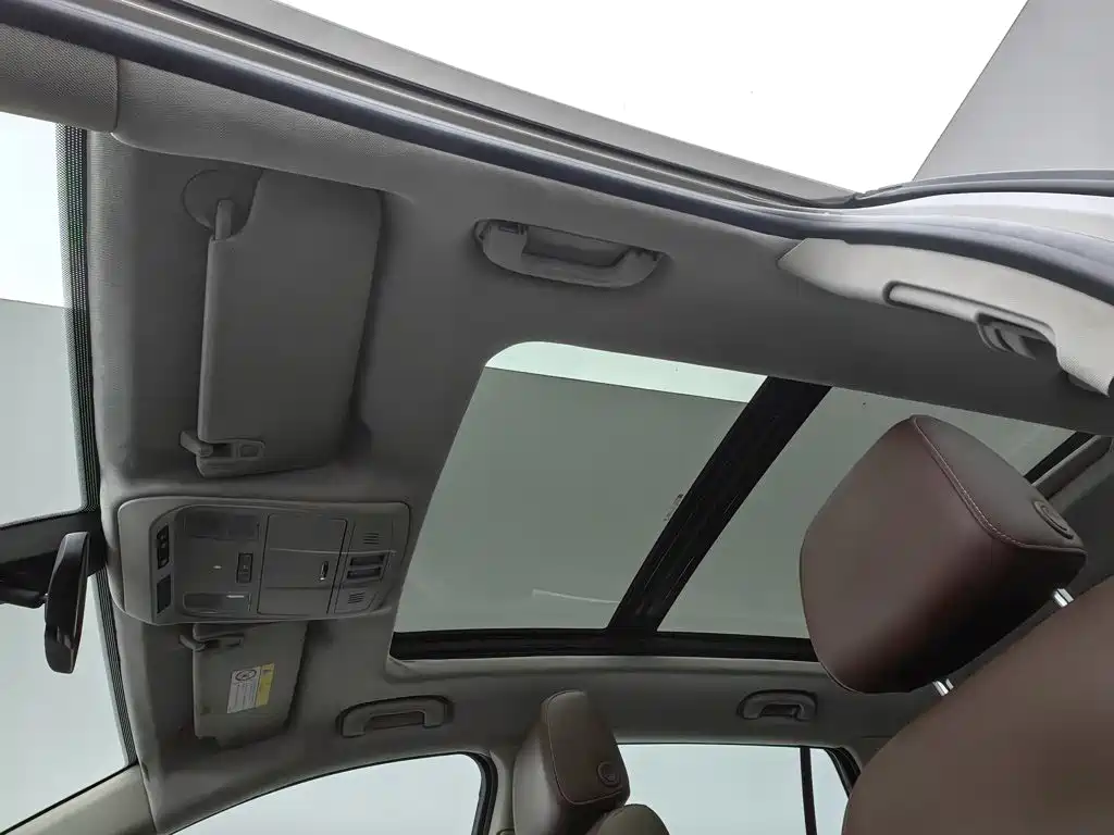 Buick Envision Plus 2018 — фото 14