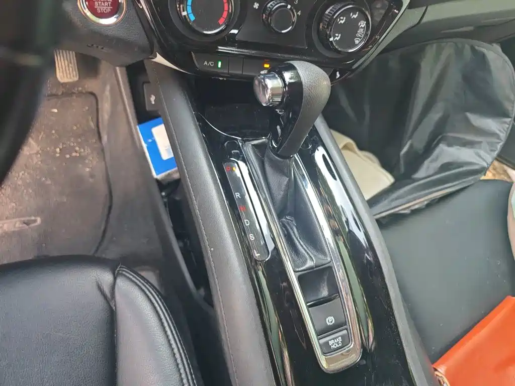 Honda Vezel 2018 — фото 11