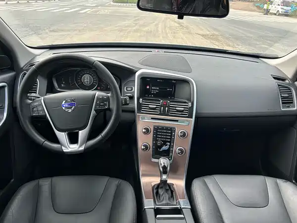 Volvo XC60 2017